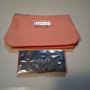 Clinique Limited Edition Eye And Cheek Palette With Cosmetic Pouch Bag